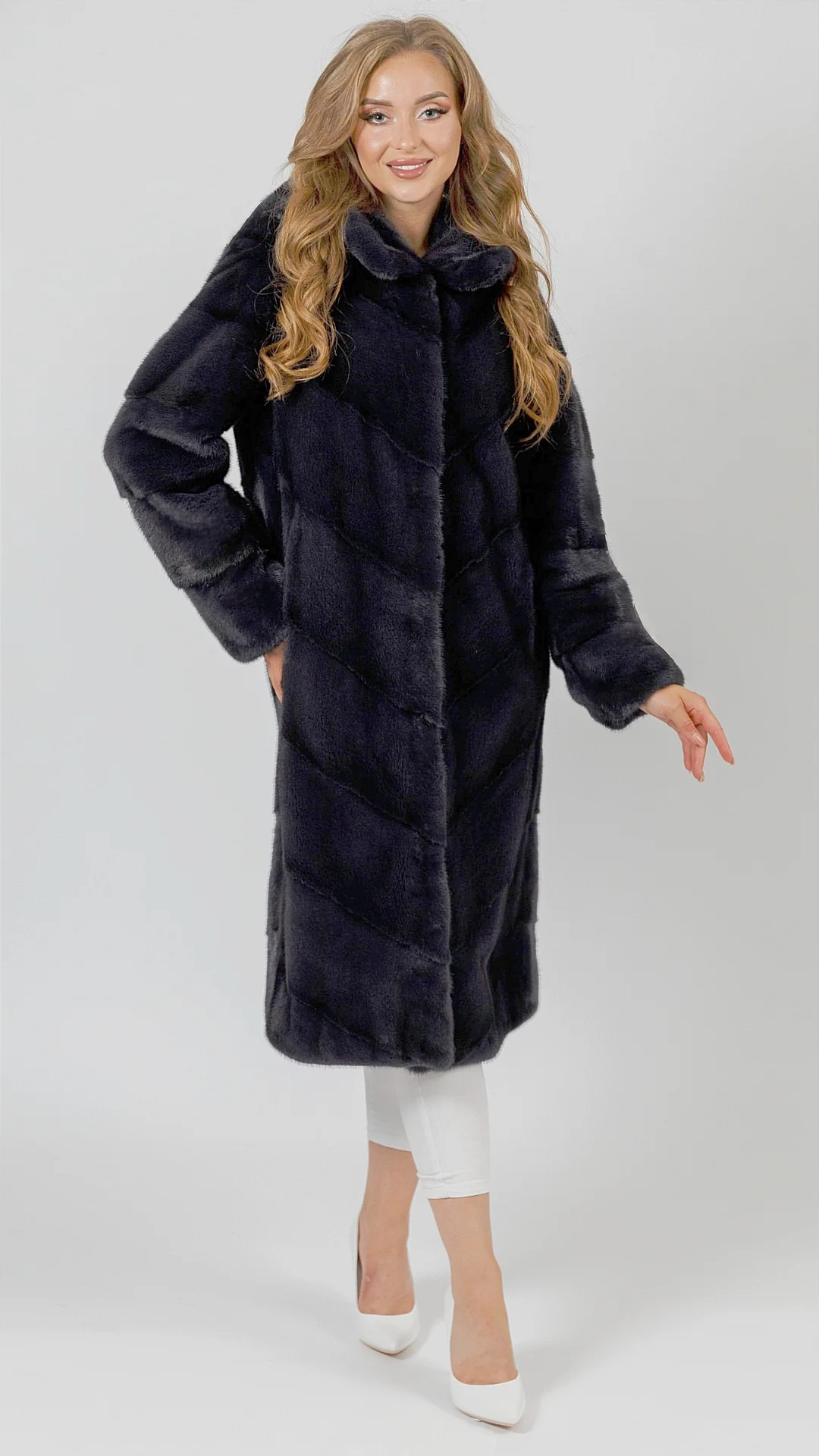 Как правильно хранить шубу летом: советы и рекомендации