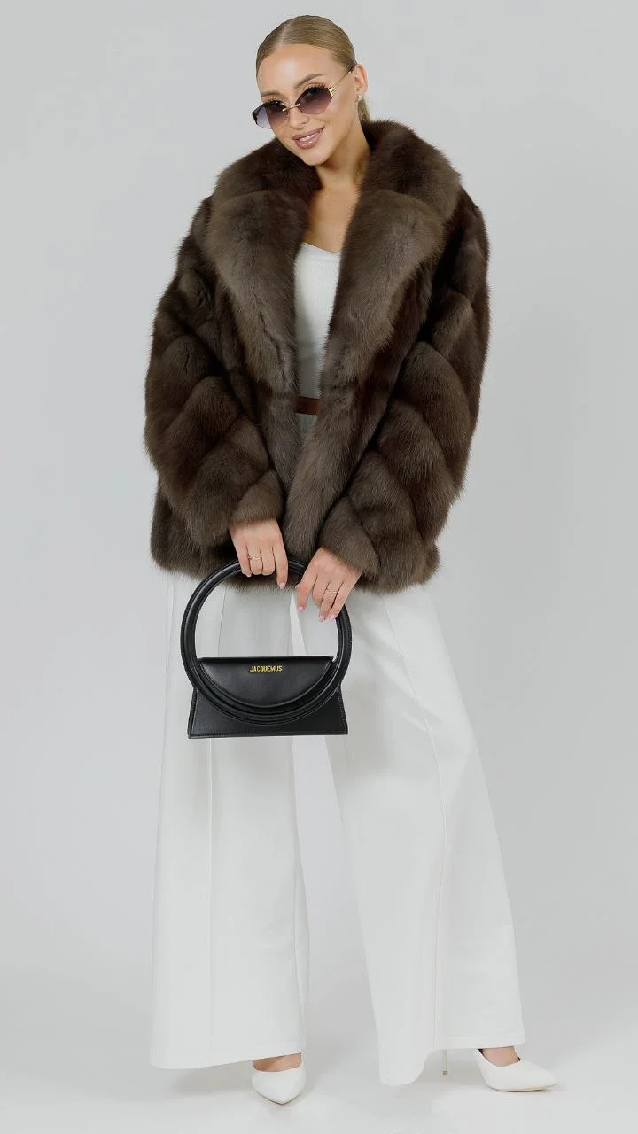 Полушубок из меха куницы Truffle с английским воротником. Реплика Braschi - фото №2