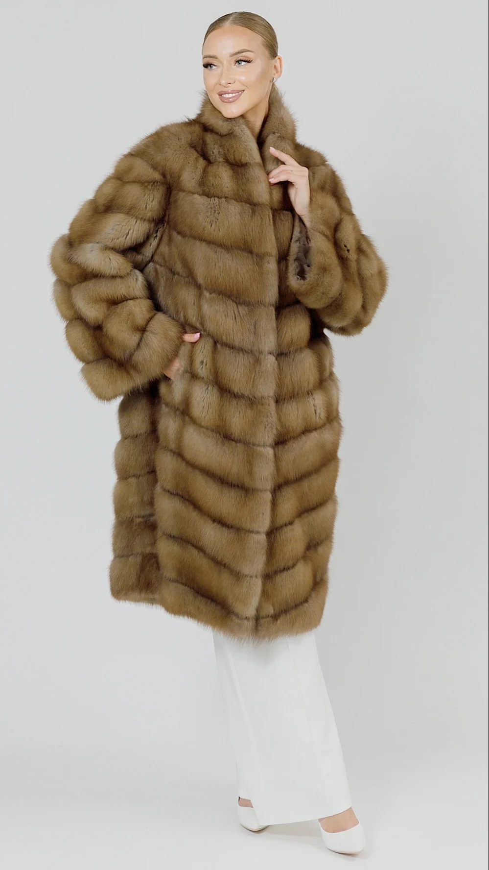 Шуба из меха куницы Tortora