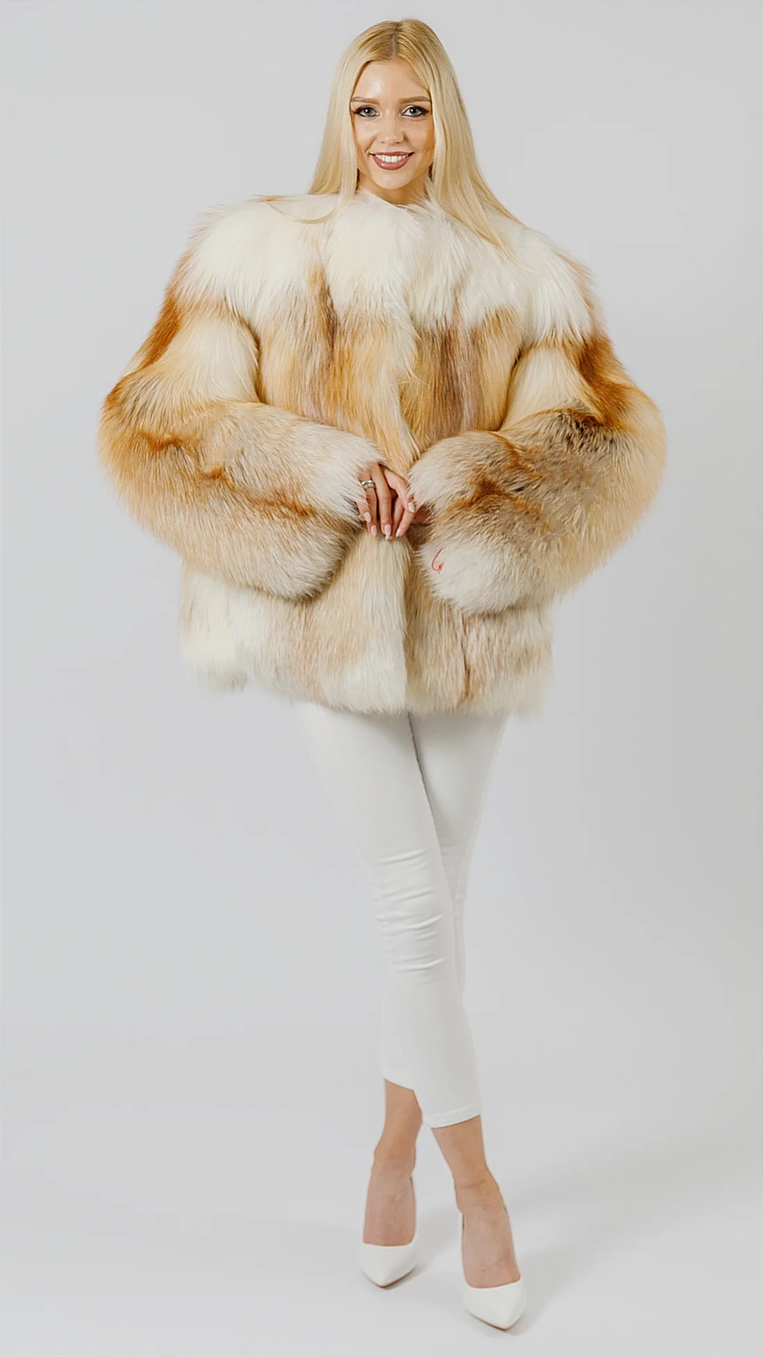 Как ухаживать за шубой из меха лисы: правила чистки и хранения